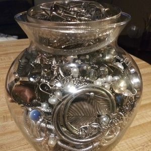 Jewelry jar silver tone